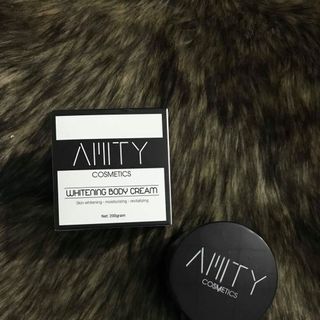 BODY AMITY tinh chất nho đen và tế bào gốc
