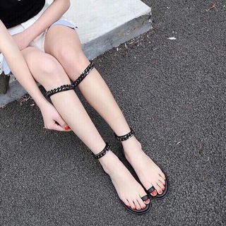 giày sandal cách điệu cá tính