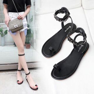 giày sandal cách điệu cá tính