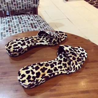 dép quai ngang beo xinh
