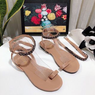 giày sandal cách điệu cá tính