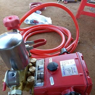 đầu xịt áp lực