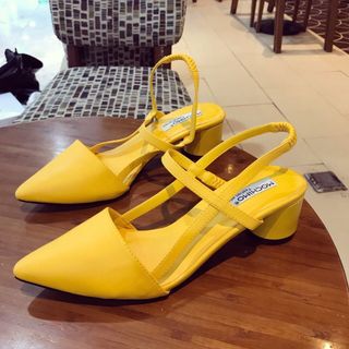 giày sandal bit mui nhọn
