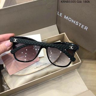 Kính CN gọng da đơn giản mà đẹp