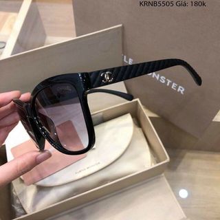 Kính CN gọng da đơn giản mà đẹp