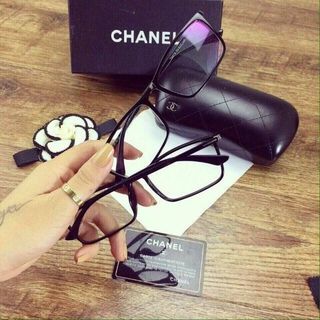 Kính dẻo siêu thời trang