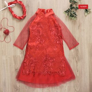 Áo dài hoa thêu cách tân bé gái