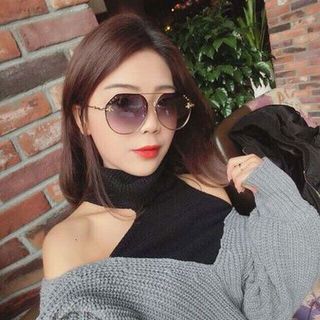 Kính GC đính đá con ong