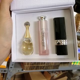 set son kèm nước hoa 3 in 1