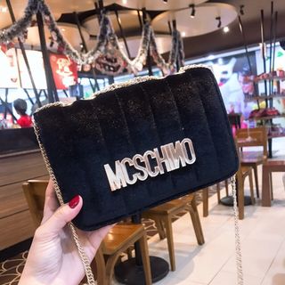 tui xách nỉ