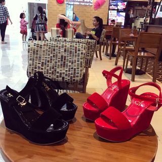 giày đế xuồng sandal chất nỉ