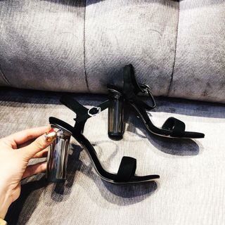 giày sandal gót trụ