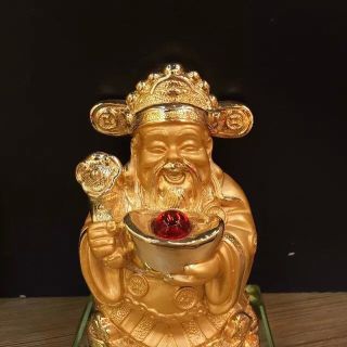 Tượng Thần Tài mạ vàng trưng bày phong thủy nhà và xe ô tô