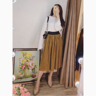 set chân váy dập li da lộn áo pull tay loe