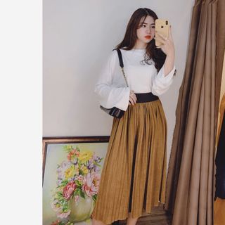 set chân váy dập li da lộn áo pull tay loe