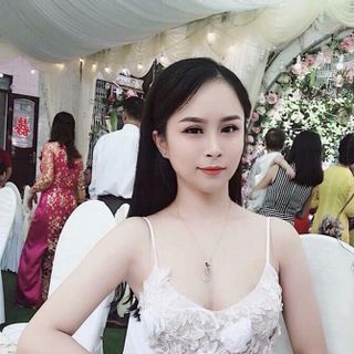 Đầm body 2 dây thêu ren