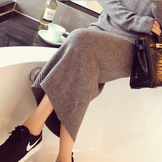 Đầm Bầu Thu Đông - Váy Len Cổ Lọ-Ghi