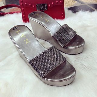 dép xuồng kim sa