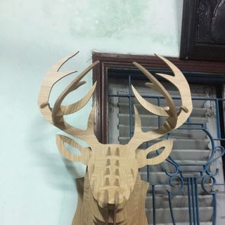 đầu hươu gỗ