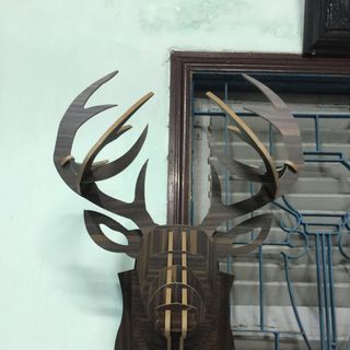đầu hươu gỗ