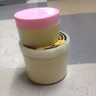 Kem dưỡng body trắng da