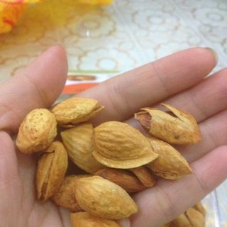 Hạnh nhân rang bơ vỏ mỏng
