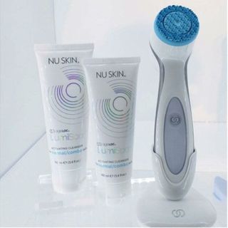 Máy rửa mặt siêu sạch Lumispa Nuskin