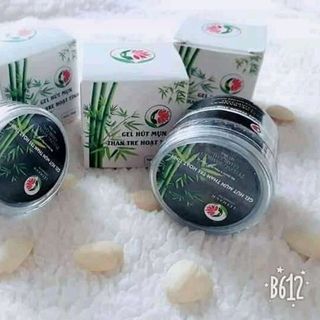 gel hút mụn than hoạt tính