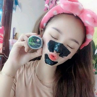 gel hút mụn than hoạt tính