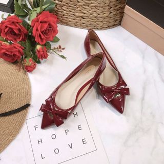 Giày bệt mũi nhọn đính nơ sang trọng