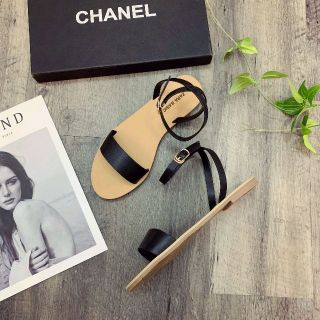 Sandal đế bệt hậu cài cổ chân