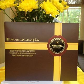 Kẹo vừng truyền thống nhãn hàng Việt Xưa hộp 1Kg