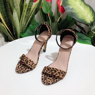 giày sandal got nhọn da beo