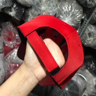Nón kếtmũ lưỡi trai cờ đỏ sao vàng Việt Nam