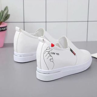 giày bata độn ban tim
