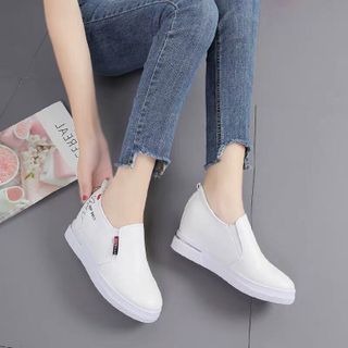 giày bata độn ban tim