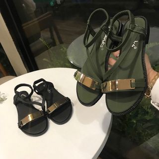 giày sandal