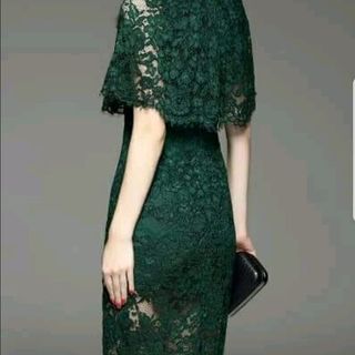 Đầm ren phối bèo cổ