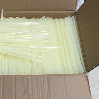 keo nến nhỏ loại 07x25cm thùng 2500 cây