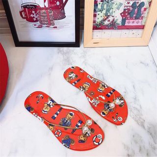 dép hình siêu cute