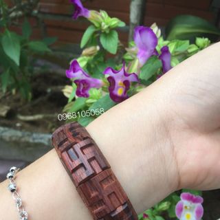 vòng tay gỗ sưa