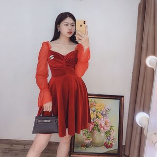 đầm nhung nhún ngực tay ren