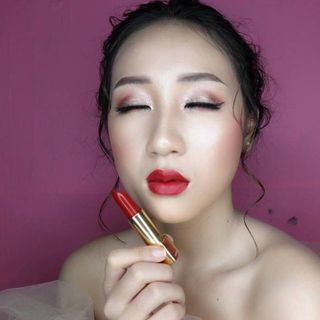 Son Sáp COMO Màu Đỏ Rượu