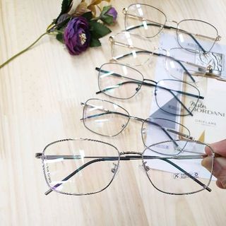Gọng sắt hàn quốc g 90-73 giá 5zzz