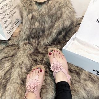 giày sandal kẹp hoa