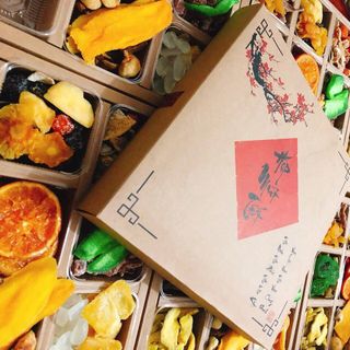 Bán sỉ số lượng lớn hộp mứt Thái hoa quả đủ vị