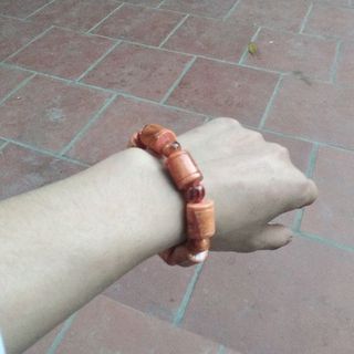 vòng tay phong thuỷ gỗ huyết long kiểu trúc 14ly