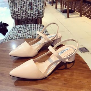 giày sandal cao gót bít mui