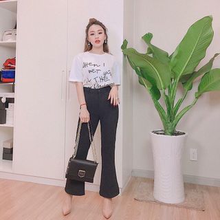 áo thun form rông in chữ đơn giản