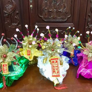 oản ngọc biếu tết 2019 cầm oanh